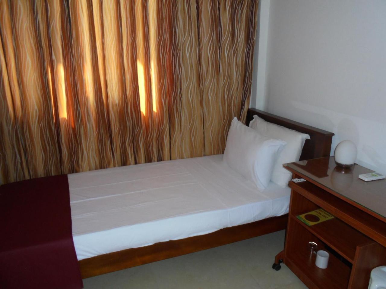 Jmf Hotel Negombo Zewnętrze zdjęcie
