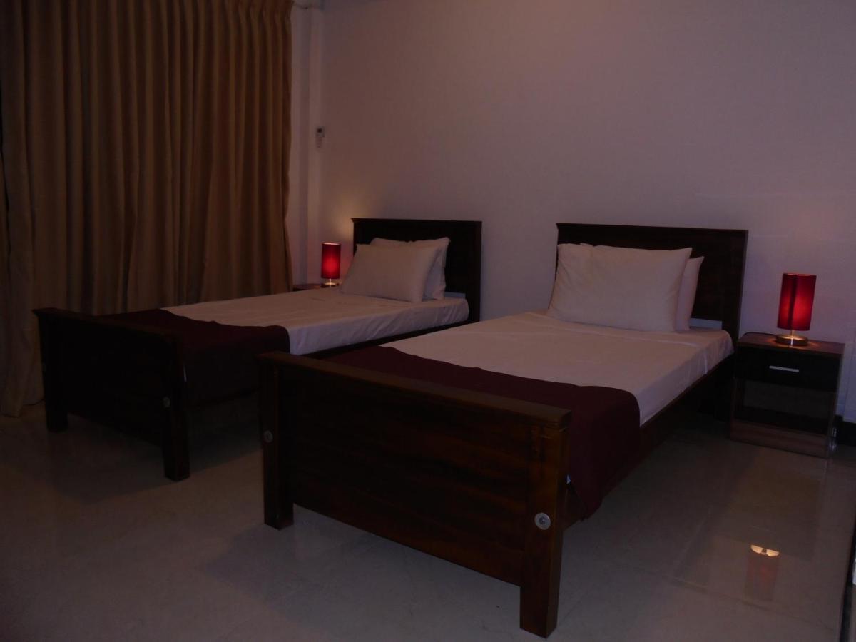 Jmf Hotel Negombo Zewnętrze zdjęcie